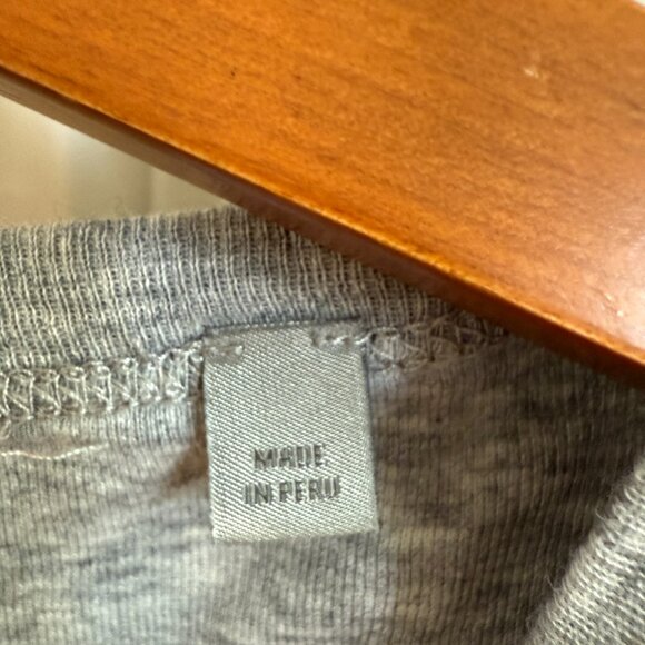 Vince Long Sleeve Crew Neck Tee New Without Tags - Picture 4 of 4